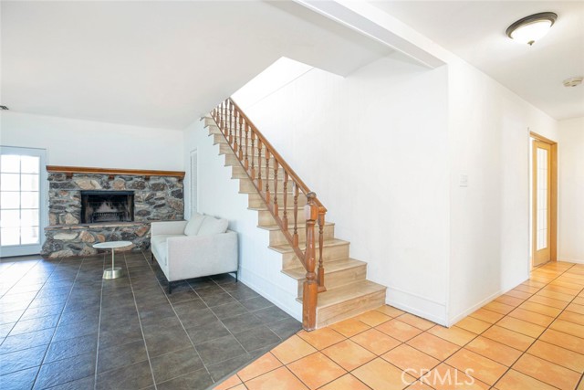 10461 Wystone Avenue photo 7