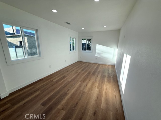 Detail Gallery Image 28 of 33 For 124 S Olive, Rialto,  CA 92376 - 4 Beds | 3 Baths