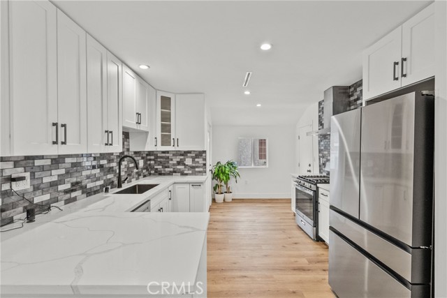 13817 Bromwich Street, Arleta CA: https://media.crmls.org/medias/c1cb9bd6-4e1d-4ff6-b6ee-6cb38545c52a.jpg