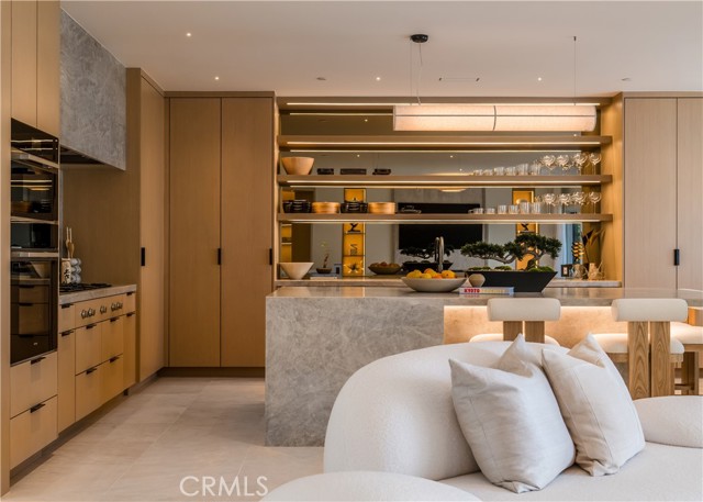 1 Stickley Drive, Laguna Beach CA: https://media.crmls.org/medias/c1cc6300-863c-4c9f-aebe-ab6030ee90ef.jpg