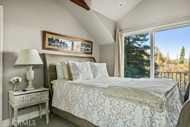 Detail Gallery Image 18 of 41 For 28906 Palisades Dr, Lake Arrowhead,  CA 92352 - 4 Beds | 3/1 Baths