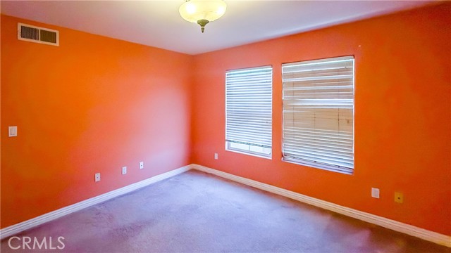 10623 Moorpark photo 30