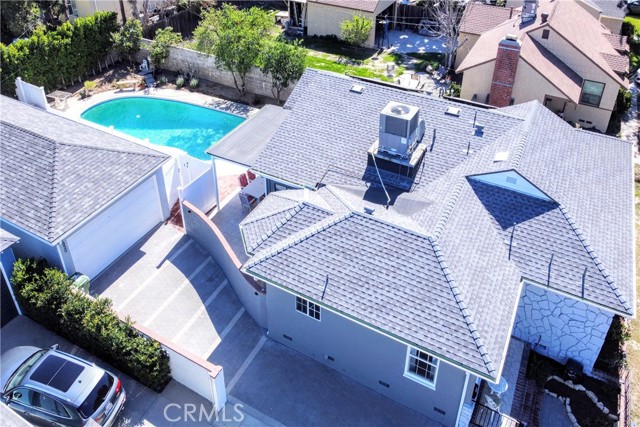 Detail Gallery Image 32 of 35 For 7648 Ostrom Ave, Lake Balboa,  CA 91406 - 4 Beds | 3 Baths