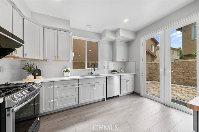 Detail Gallery Image 13 of 41 For 311 Nimbus, Tustin,  CA 92782 - 3 Beds | 2/1 Baths