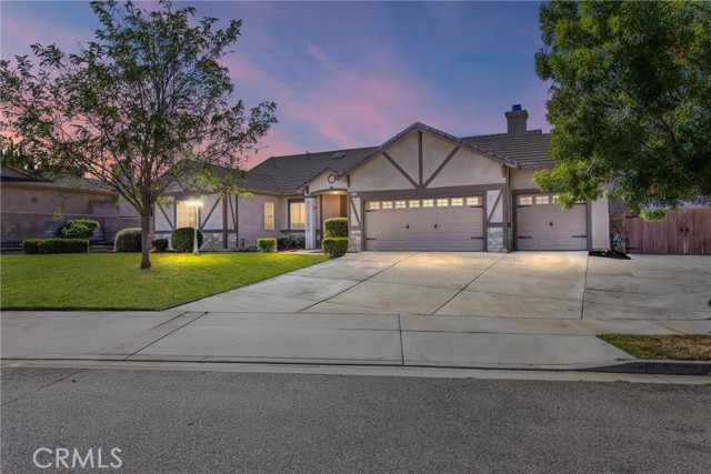 Detail Gallery Image 1 of 53 For 629 Almarie Way, Hemet,  CA 92544 - 4 Beds | 3/1 Baths