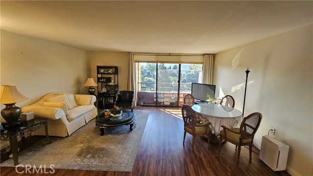 Detail Gallery Image 6 of 21 For 24055 Paseo Del Lago #763,  Laguna Woods,  CA 92637 - 2 Beds | 2 Baths