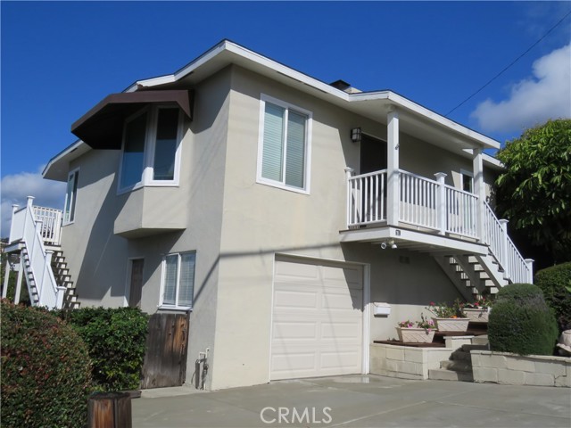 Detail Gallery Image 1 of 23 For 670 Thalia St, Laguna Beach,  CA 92651 - 2 Beds | 2 Baths