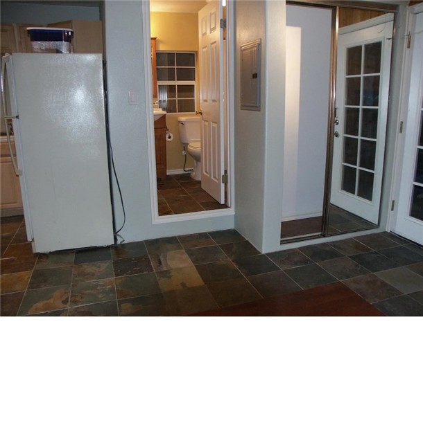 Image 11 of 25 For 124 Naomi