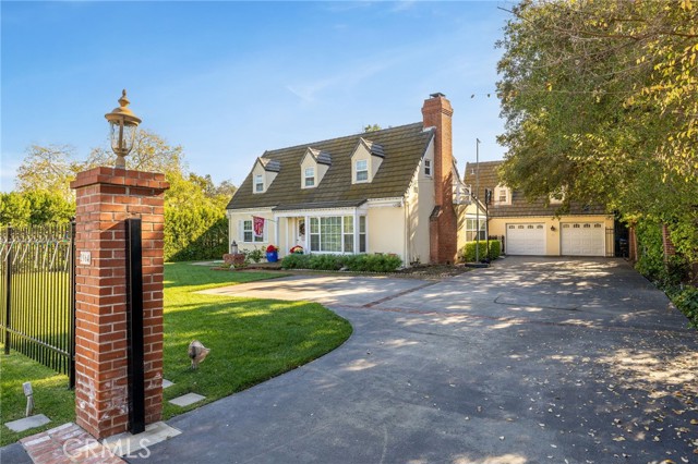 Detail Gallery Image 3 of 69 For 2964 Lombardy Rd, Pasadena,  CA 91107 - 4 Beds | 3 Baths