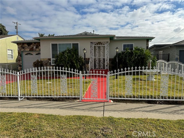 Detail Gallery Image 1 of 1 For 2204 N Anzac Ave, Compton,  CA 90222 - 3 Beds | 2 Baths
