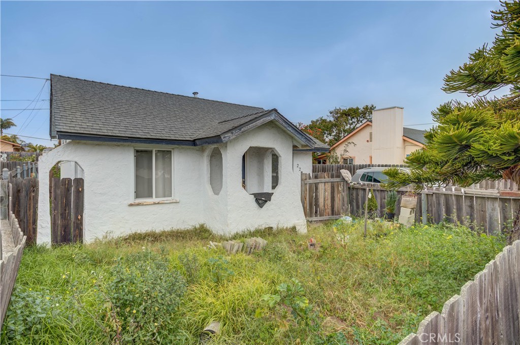 2281 Holden Avenue, Oceano, CA 93445