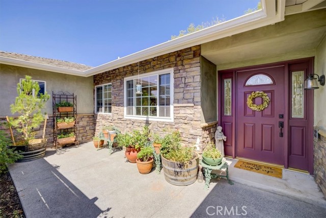 17127 Lorillard Street photo 5