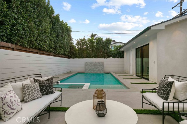 Detail Gallery Image 37 of 49 For 4532 Katherine, Sherman Oaks,  CA 91423 - 6 Beds | 6/1 Baths