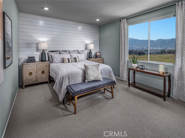 19513 Hanging Rock Road, Lake Elsinore CA: https://media.crmls.org/medias/c1d3c10b-8c32-4e92-9073-da5a9dcec0ee.jpg