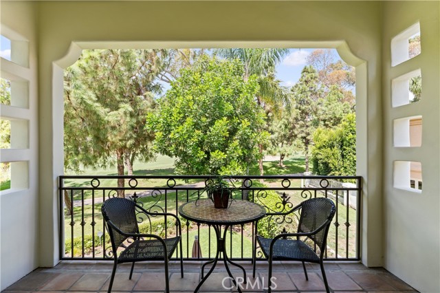 30781 Via Conquista, San Juan Capistrano CA: https://media.crmls.org/medias/c1d41025-f3e2-41ec-9145-1036691bf6ba.jpg
