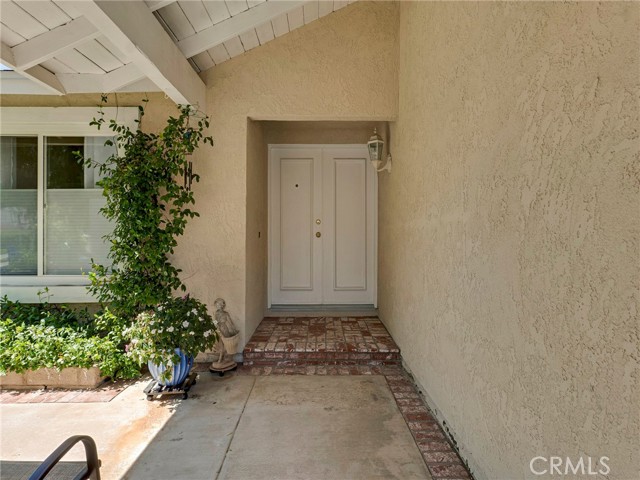 Detail Gallery Image 2 of 37 For 26953 Cuatro Milpas St, Valencia,  CA 91354 - 3 Beds | 2 Baths