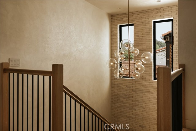 6 Bed Home for Sale in Sherman Oaks, California