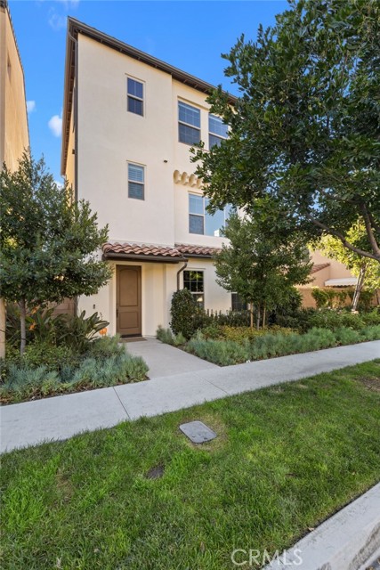 Detail Gallery Image 47 of 52 For 214 Elkhorn, Irvine,  CA 92618 - 3 Beds | 3/1 Baths