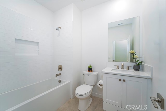 Detail Gallery Image 37 of 75 For 25948 Meadow Dr, San Juan Capistrano,  CA 92675 - 4 Beds | 4 Baths