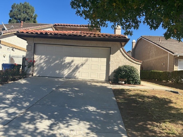 Detail Gallery Image 3 of 10 For 832 Chelsea Ct, Simi Valley,  CA 93065 - 3 Beds | 2/1 Baths