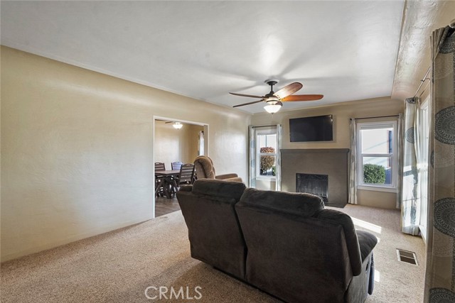 Detail Gallery Image 12 of 33 For 956 J, Los Banos,  CA 93635 - 2 Beds | 1 Baths