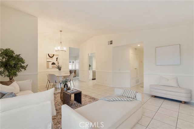 24471 Rockbury Drive, Diamond Bar CA: https://media.crmls.org/medias/c1d756b2-9a9d-4c93-8c61-b9c82ad53009.jpg