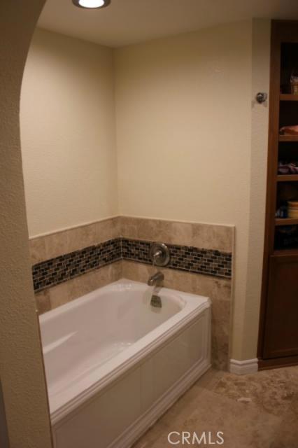 140 The Village, Redondo Beach, California 90277, 1 Bedroom Bedrooms, ,1 BathroomBathrooms,Residential,Sold,The Village,SB14184276