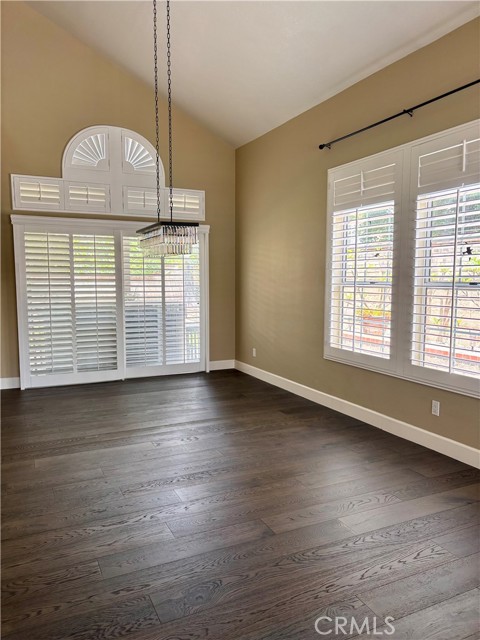 7440 Apple Blossom Court, Highland CA: https://media.crmls.org/medias/c1d7d2d5-d4a7-49d6-9942-ba305652c587.jpg