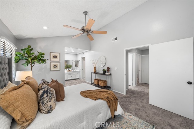Detail Gallery Image 9 of 16 For 211 E Ponderosa Ln #10,  Anaheim,  CA 92802 - 2 Beds | 2 Baths