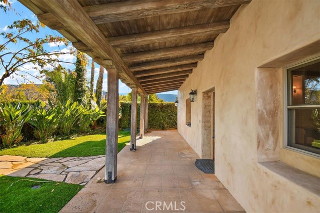 Detail Gallery Image 4 of 43 For 201 Bald St, Ojai,  CA 93023 - 3 Beds | 3/1 Baths