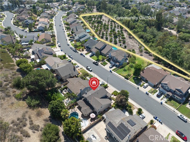 25572 Orchard Rim Ln, Lake Forest CA: https://media.crmls.org/medias/c1d8a60a-1d5a-4563-b84e-89a3a1c18cc2.jpg