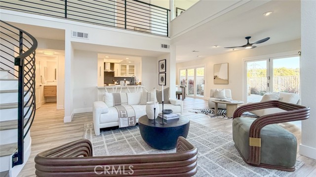 Detail Gallery Image 5 of 69 For 51 La Costa Ct, Laguna Beach,  CA 92651 - 3 Beds | 2/1 Baths