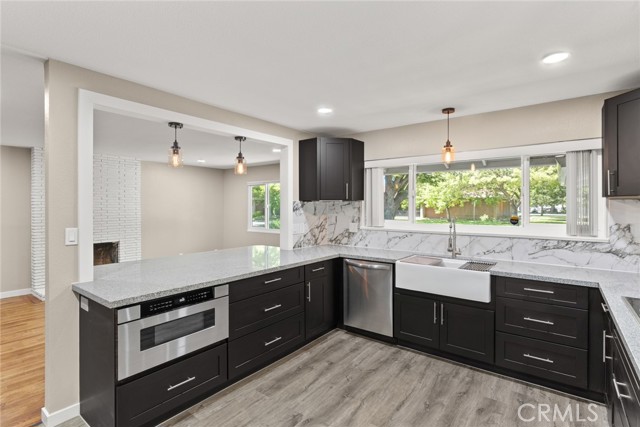965 E 1st Avenue, Chico CA: https://media.crmls.org/medias/c1d8ead5-89ce-4f26-bd94-ec2fc4febe48.jpg