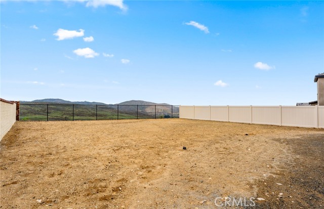 4166 Merrifield Street, Lake Elsinore CA: https://media.crmls.org/medias/c1d9c3f1-9913-4d28-9221-0deee299db56.jpg