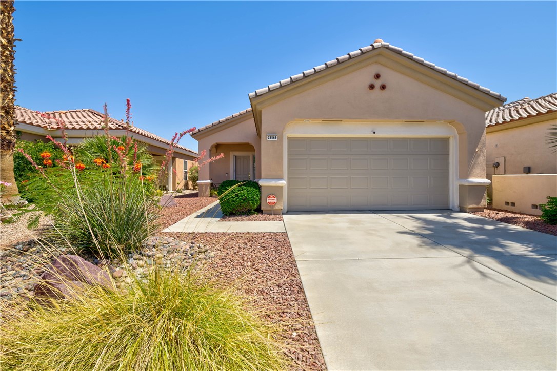 Detail Gallery Image 1 of 1 For 78568 Glastonbury Way, Palm Desert,  CA 92211 - 2 Beds | 2 Baths