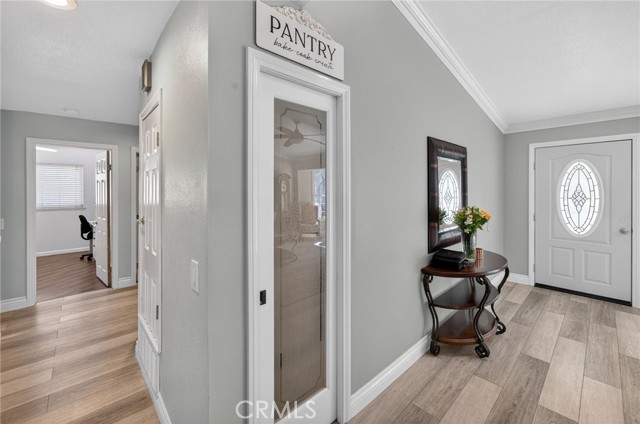 Detail Gallery Image 12 of 57 For 908 W Linden St., Ontario,  CA 91762 - 6 Beds | 3 Baths