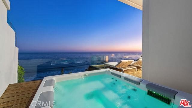 Detail Gallery Image 62 of 69 For 31654 Broad Beach Rd, Malibu,  CA 90265 - 4 Beds | 3/1 Baths