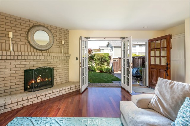 2216 Nelson Avenue, Redondo Beach, California 90278, 3 Bedrooms Bedrooms, ,1 BathroomBathrooms,Residential,Sold,Nelson,SB17203998