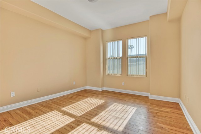 Detail Gallery Image 12 of 19 For 12916 Moorpark St #104,  Studio City,  CA 91406 - 2 Beds | 2 Baths