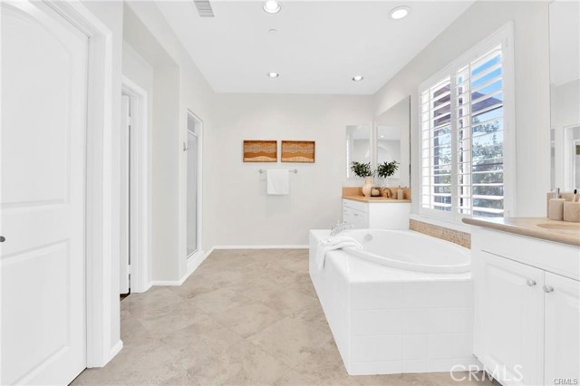 873 Terrace Lane W, Diamond Bar CA: https://media.crmls.org/medias/c1dc766d-48b2-4cc6-a7b6-5c0cc3bcd517.jpg