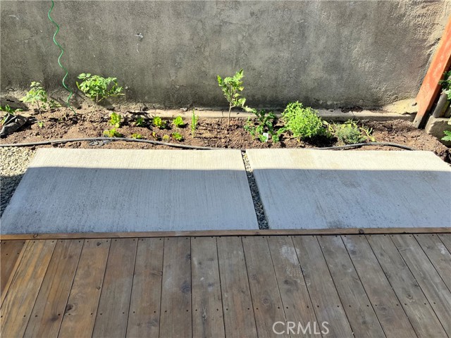 Detail Gallery Image 24 of 43 For 1818 W 81st, Los Angeles,  CA 90047 - 4 Beds | 3/1 Baths