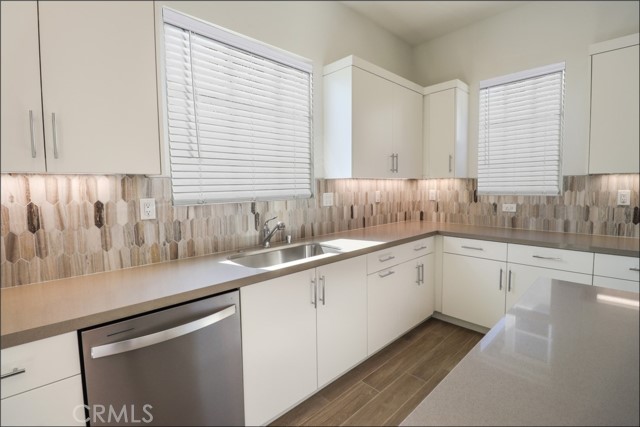 Detail Gallery Image 5 of 31 For 1403 W Cara, Anaheim,  CA 92805 - 4 Beds | 3/1 Baths