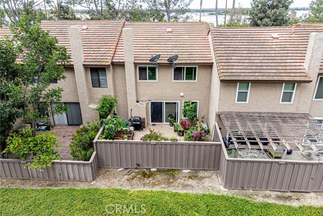 Detail Gallery Image 34 of 42 For 2535 Cypress Point Dr, Fullerton,  CA 92833 - 2 Beds | 2/1 Baths