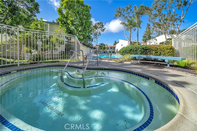 830 Camino Real, Redondo Beach, California 90277, 3 Bedrooms Bedrooms, ,2 BathroomsBathrooms,Residential,Sold,Camino Real,SB22033148