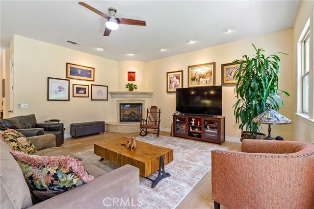 328 Cool Valley Drive, Paso Robles CA: https://media.crmls.org/medias/c1de233d-37fd-41c2-8f97-5b295daa1490.jpg