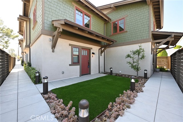 Detail Gallery Image 1 of 37 For 117 N Vista Bonita Ave #C,  Glendora,  CA 91741 - 1 Beds | 1 Baths