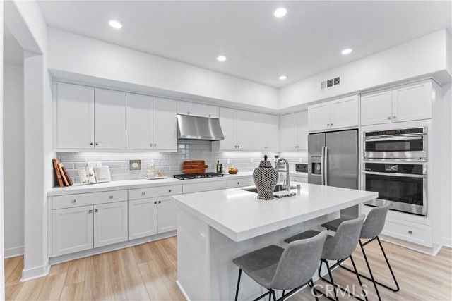 167 Sash, Irvine CA: https://media.crmls.org/medias/c1e11cc9-4eb2-4129-afdd-8541959bae85.jpg