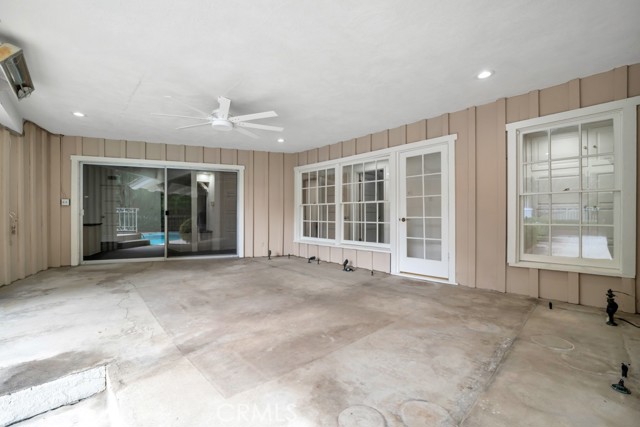 Detail Gallery Image 14 of 28 For 4809 Queen Victoria Rd, Woodland Hills,  CA 91364 - 5 Beds | 6 Baths