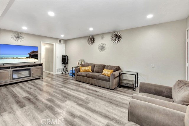26447 Paseo Carmel, San Juan Capistrano CA: https://media.crmls.org/medias/c1e2e969-ebd8-4fb6-879f-8e81e8f090d6.jpg
