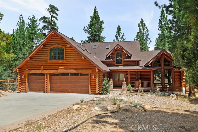 Detail Gallery Image 2 of 57 For 1947 Shady, Big Bear City,  CA 92314 - 5 Beds | 3/1 Baths